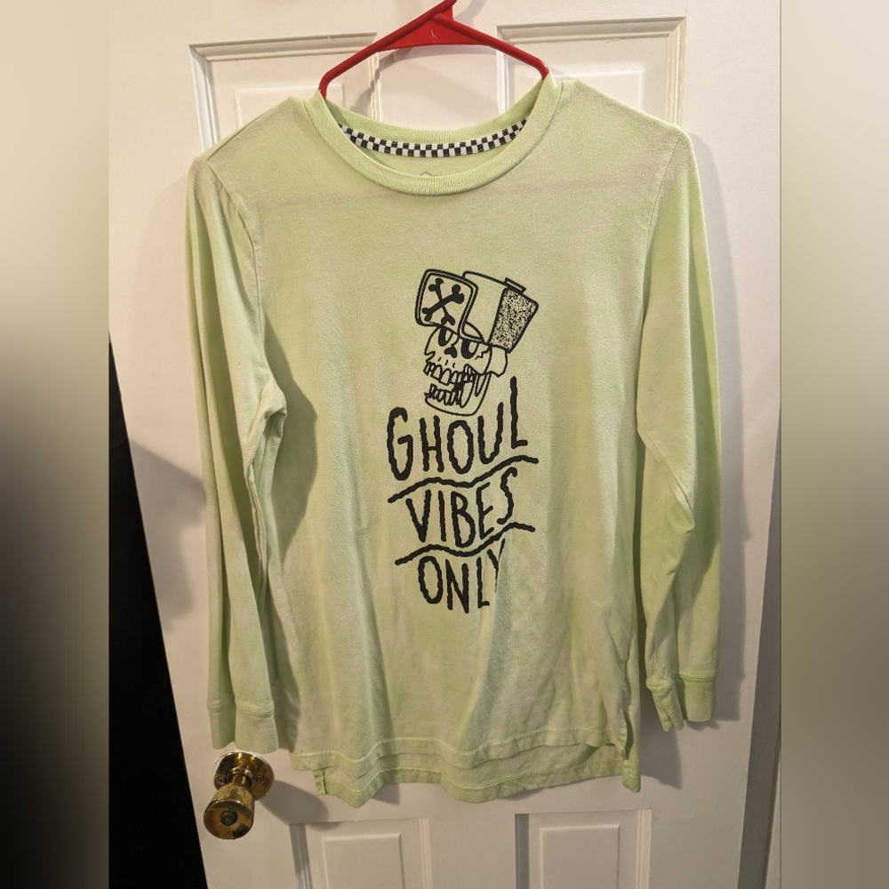 Ghoul vibes only top